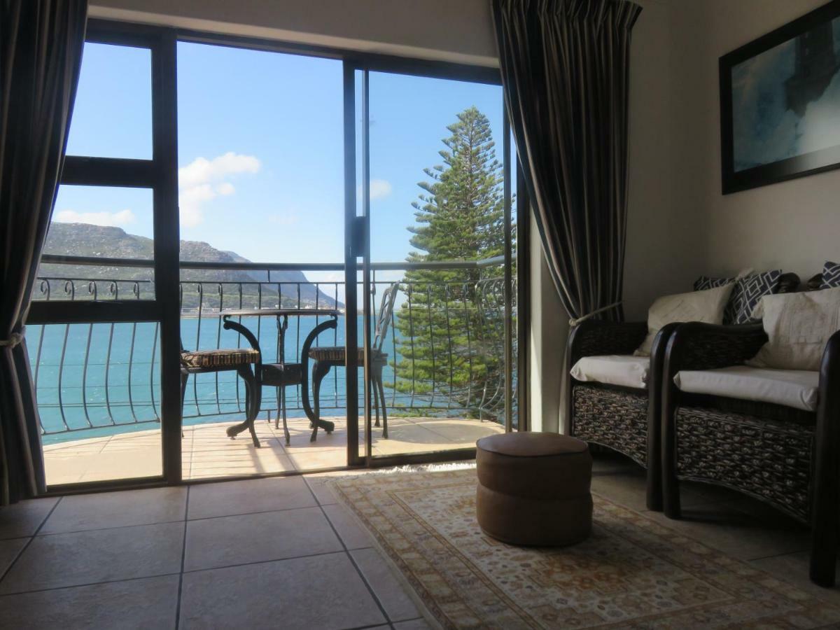 On-The-Rocks Apartment Fish Hoek Exterior photo